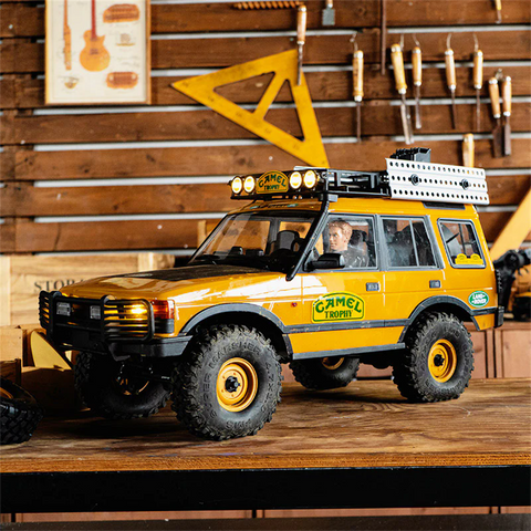 FMS FCX10 1/10 Land Rover Camel Trophy Edition – Officially Licensed 4WD RC Rock Crawler Truck with 2-Speed & LED Lights
