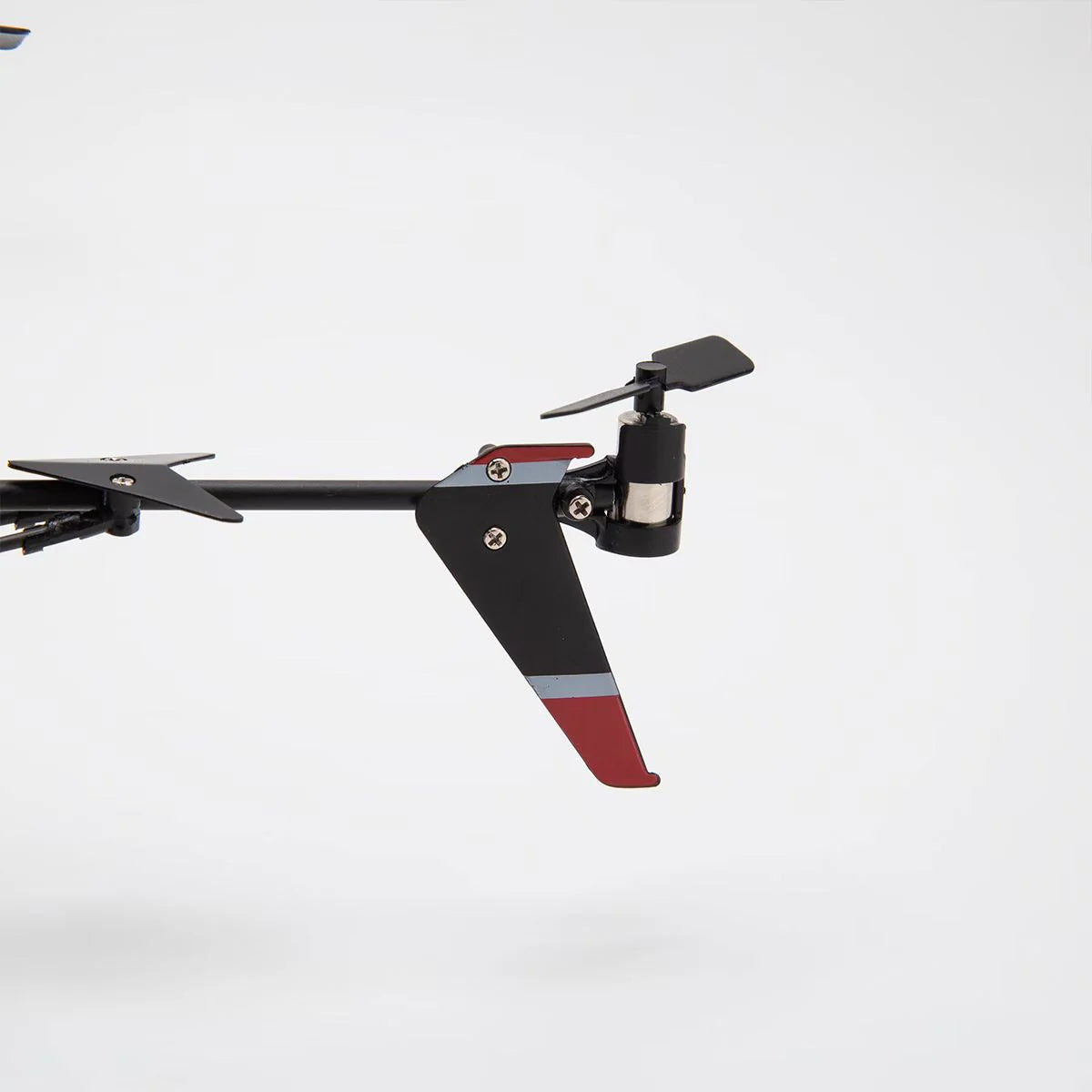 wltoys-xk-v398-c-rc-helicopter-with-missile-launch-6-axis-gyro-altitude-hold-detail