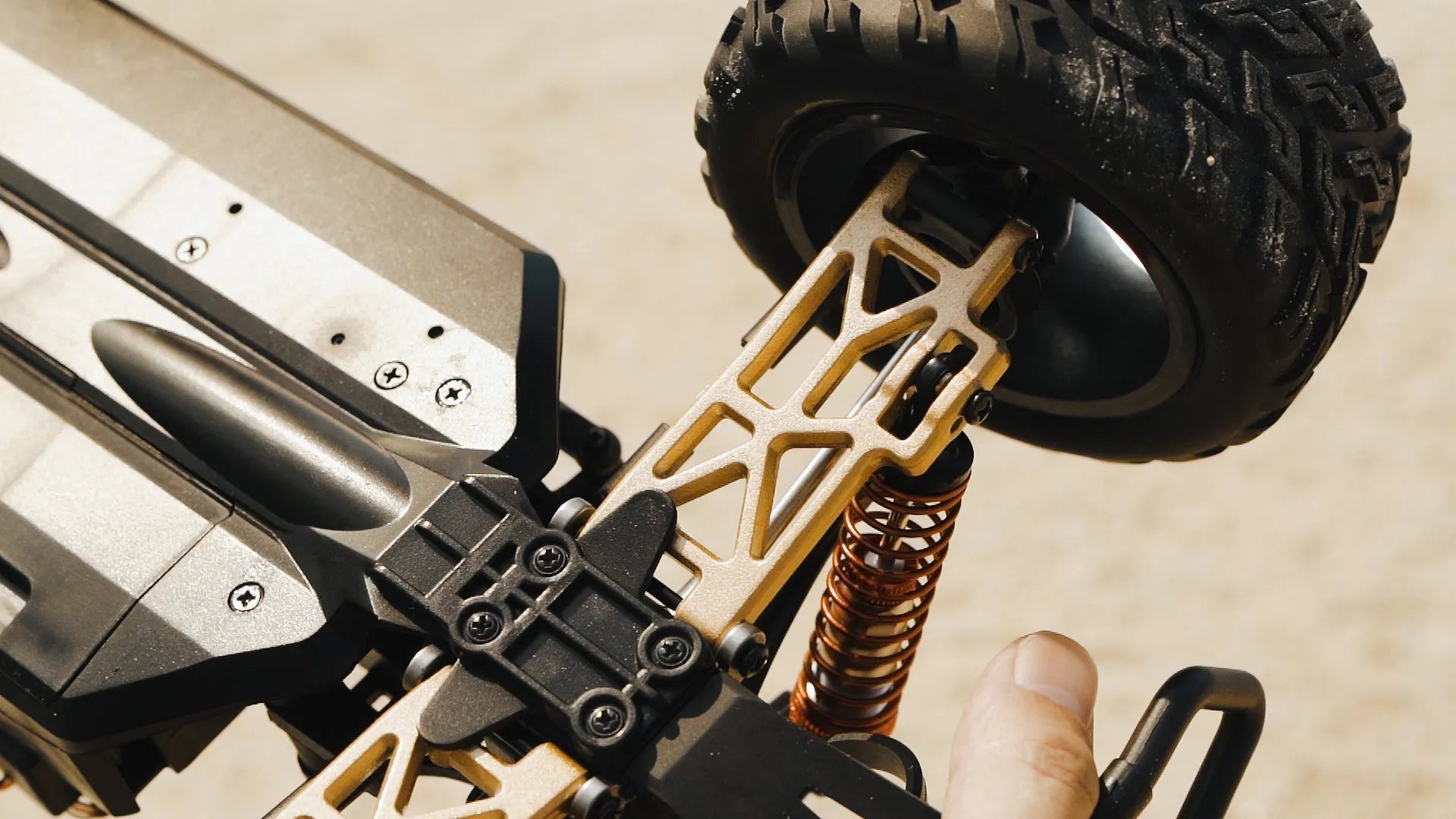 Wltoys New Model 104009 Brushed RTR Racing Truck 1/12 2.4G 4WD 45km/h Metal - Makerfire