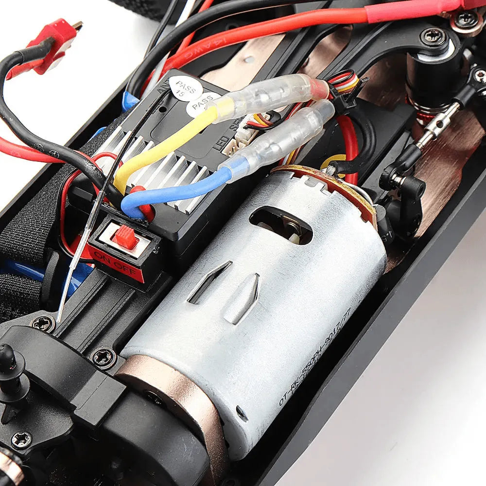 Wltoys 144001 1/14 2.4G 4WD High Speed Racing RC Car Vehicle Models 60km/h One Battery - Makerfire